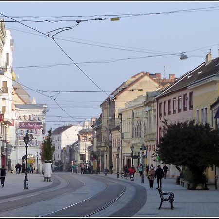 Belvarosi Apartman 3 Miskolc Exteriör bild